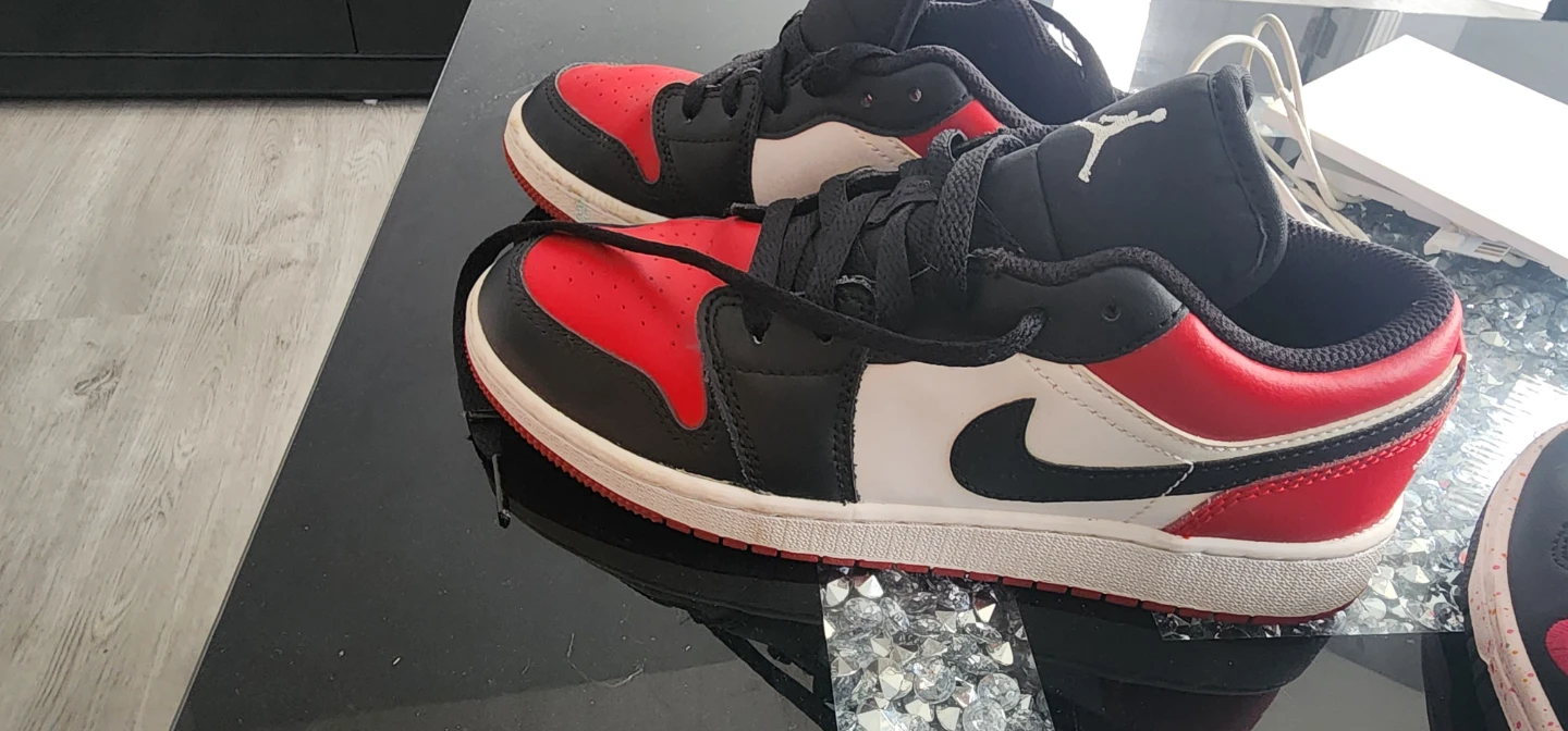 Air Jordan 1 Low SE Youth Shoes - photo 2