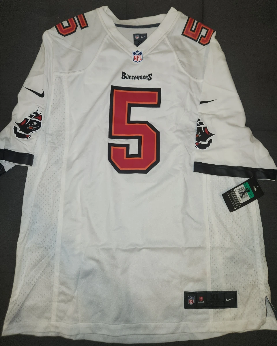 Josh Freeman On Field Tampa Bay Buccaneers men's XL Jersey - photo 4