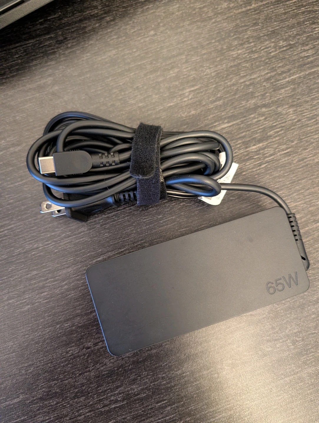 Lenovo USB-C laptop charger - photo 4