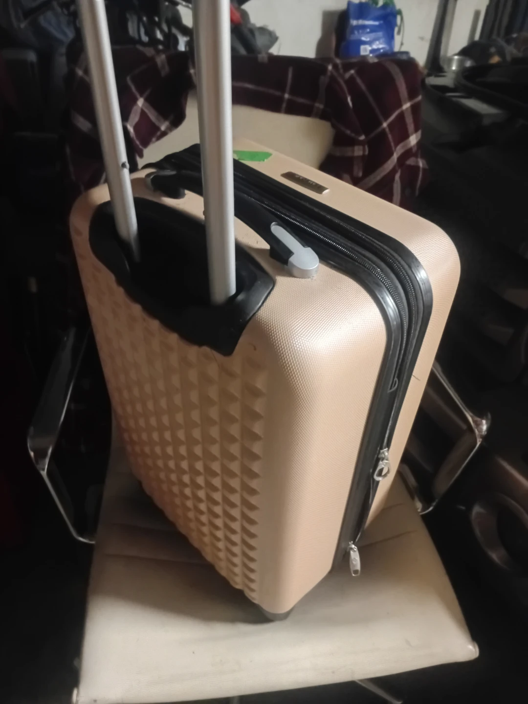 Small hand carry hard case suitcase