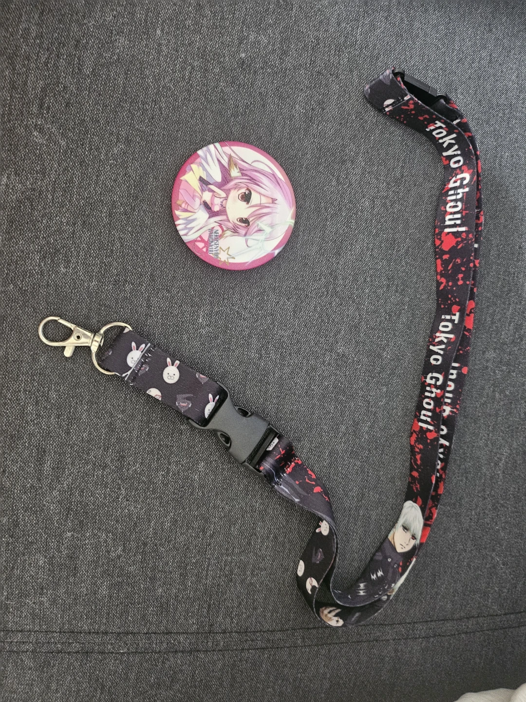 Tokyo Ghoul Lanyard and Pin Set