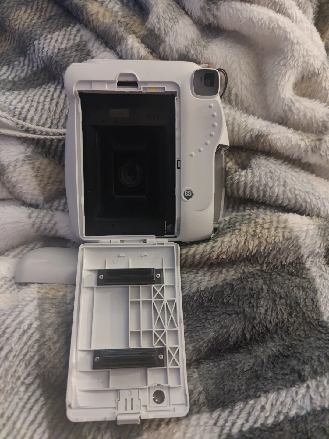 Fujifilm Instax Mini 9 Instant Camera - (With Selfie Mirror)