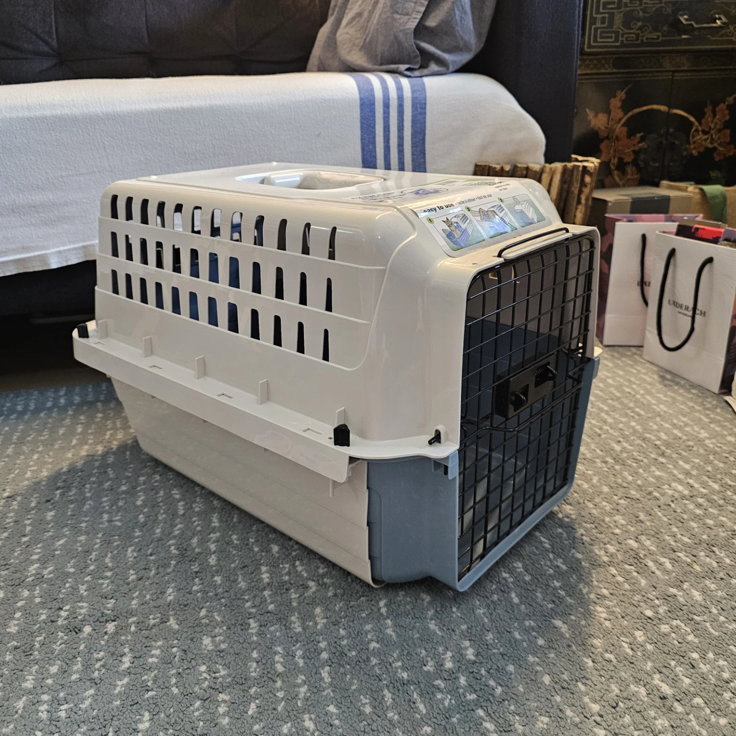 Sliding Pet Carrier - photo 3