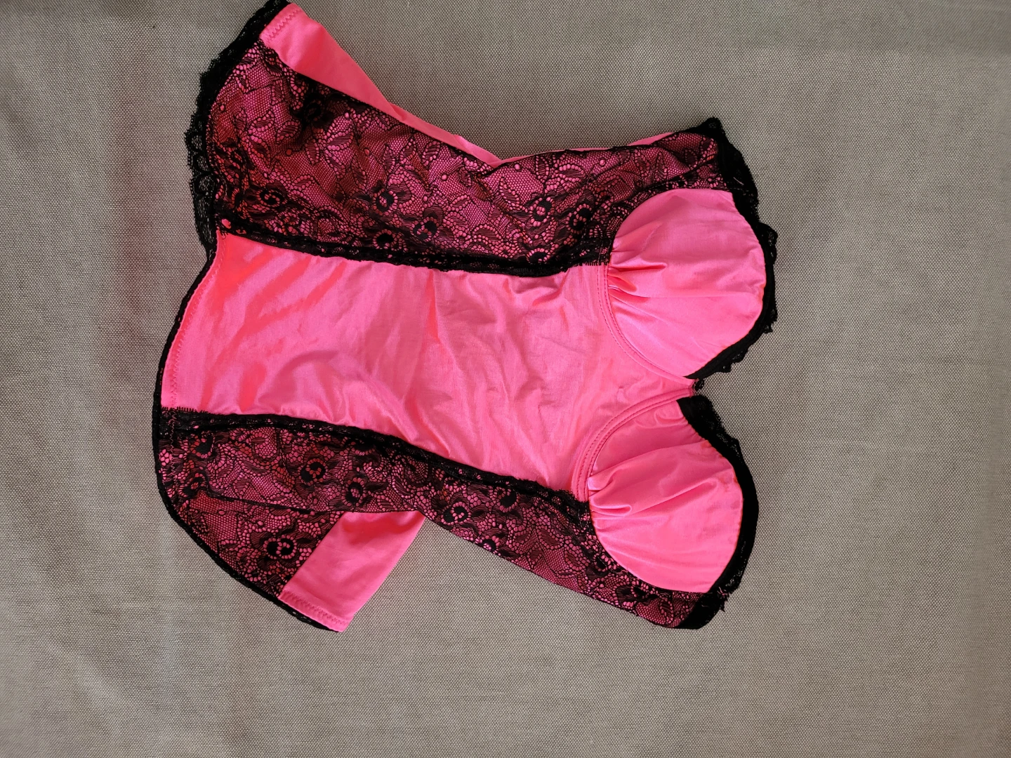 Pink & Black Lace Corset/Bustier