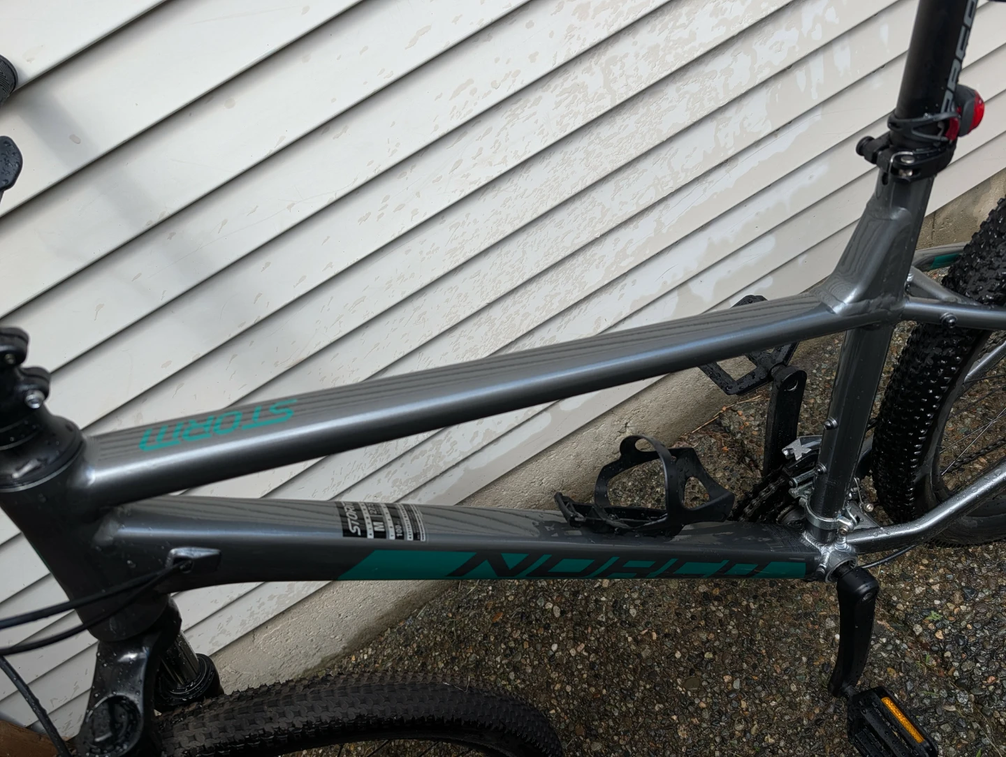 Mint condition Norco Mountain Bike 27.5 - photo 3