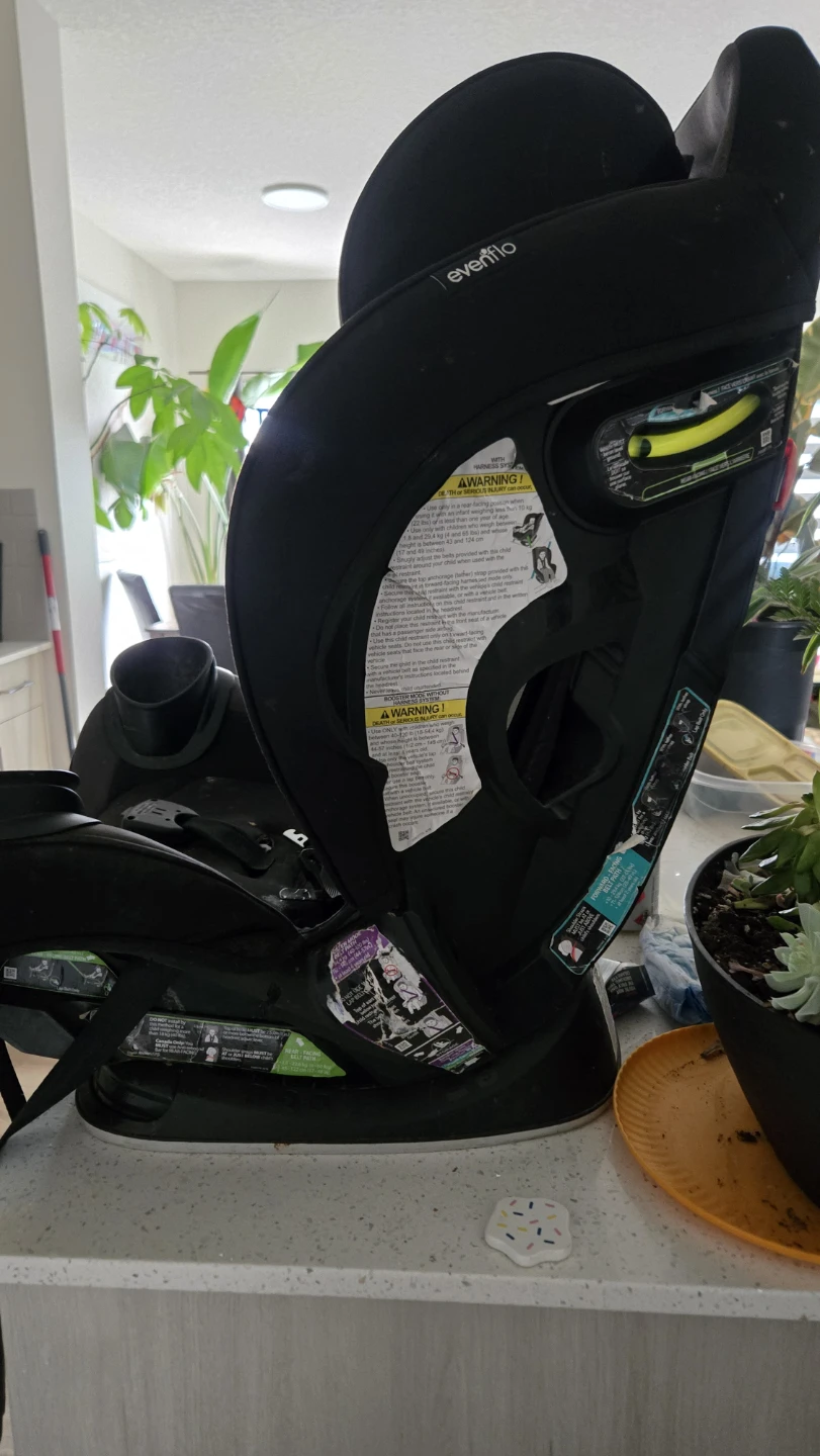 Evenflo EveryStage Child Car Seat - photo 2