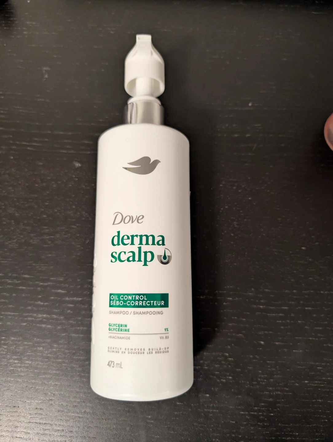 Dove DermaScalp Oil Control Shampoo 473 mL