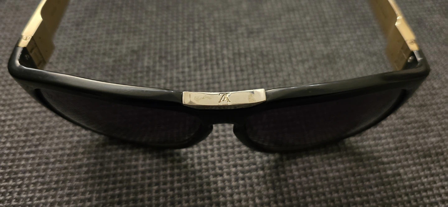 Louis Vuitton Sunglasses - photo 4