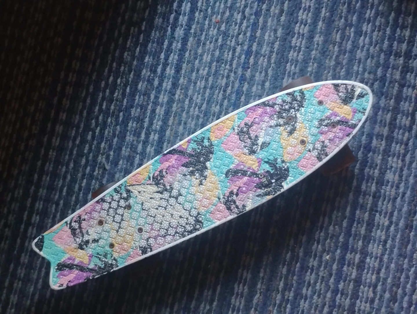 Globe WET (The Radness) Cruiser Skateboard 23" - photo 3