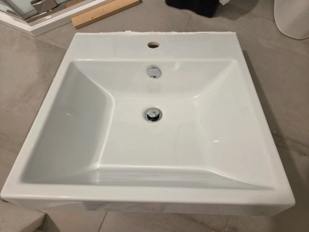 White Bathroom Sink - photo 4