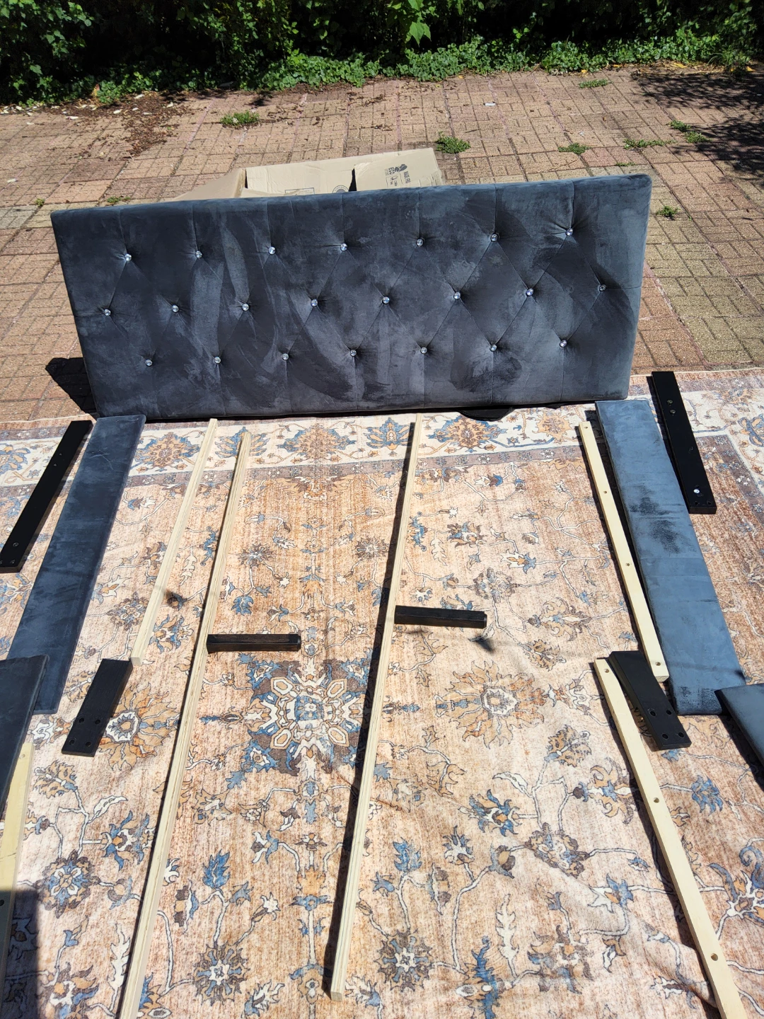 Alresford Gray Queen Bed headboard With Bench Upholstered - photo 5
