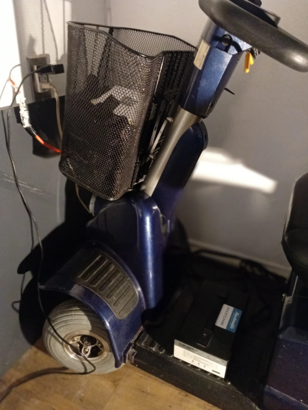Blue Mobility Scooter - photo 3
