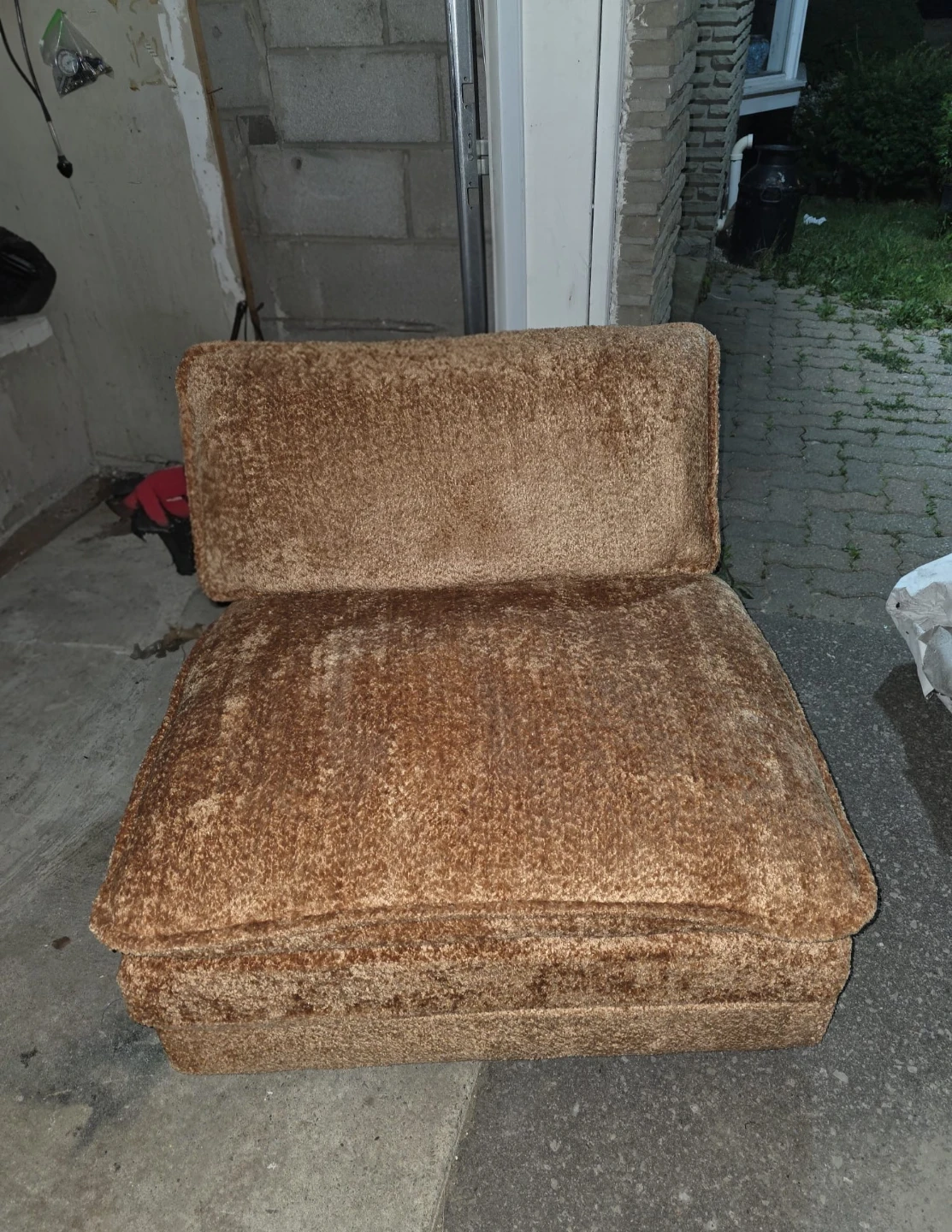Sofa middle seat (single wide seat) - photo 5