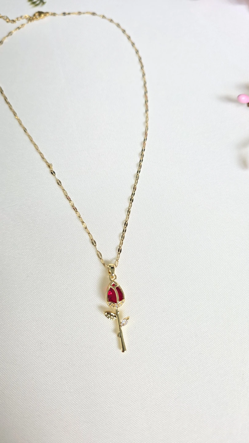 Gold Tone Rose Pendant Necklace - photo 2