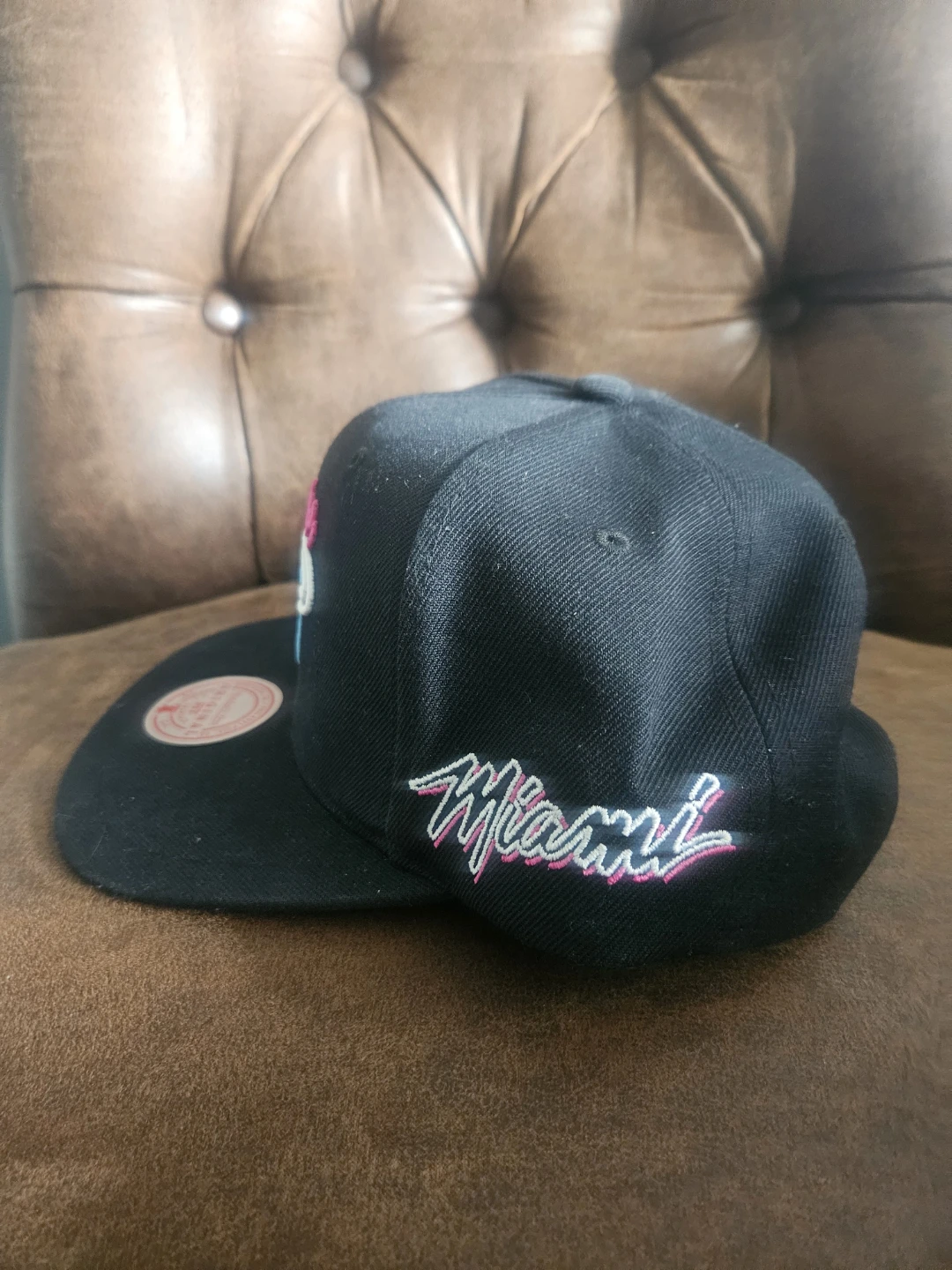 Mitchell & Ness Miami Heat Snapback Hat - photo 2