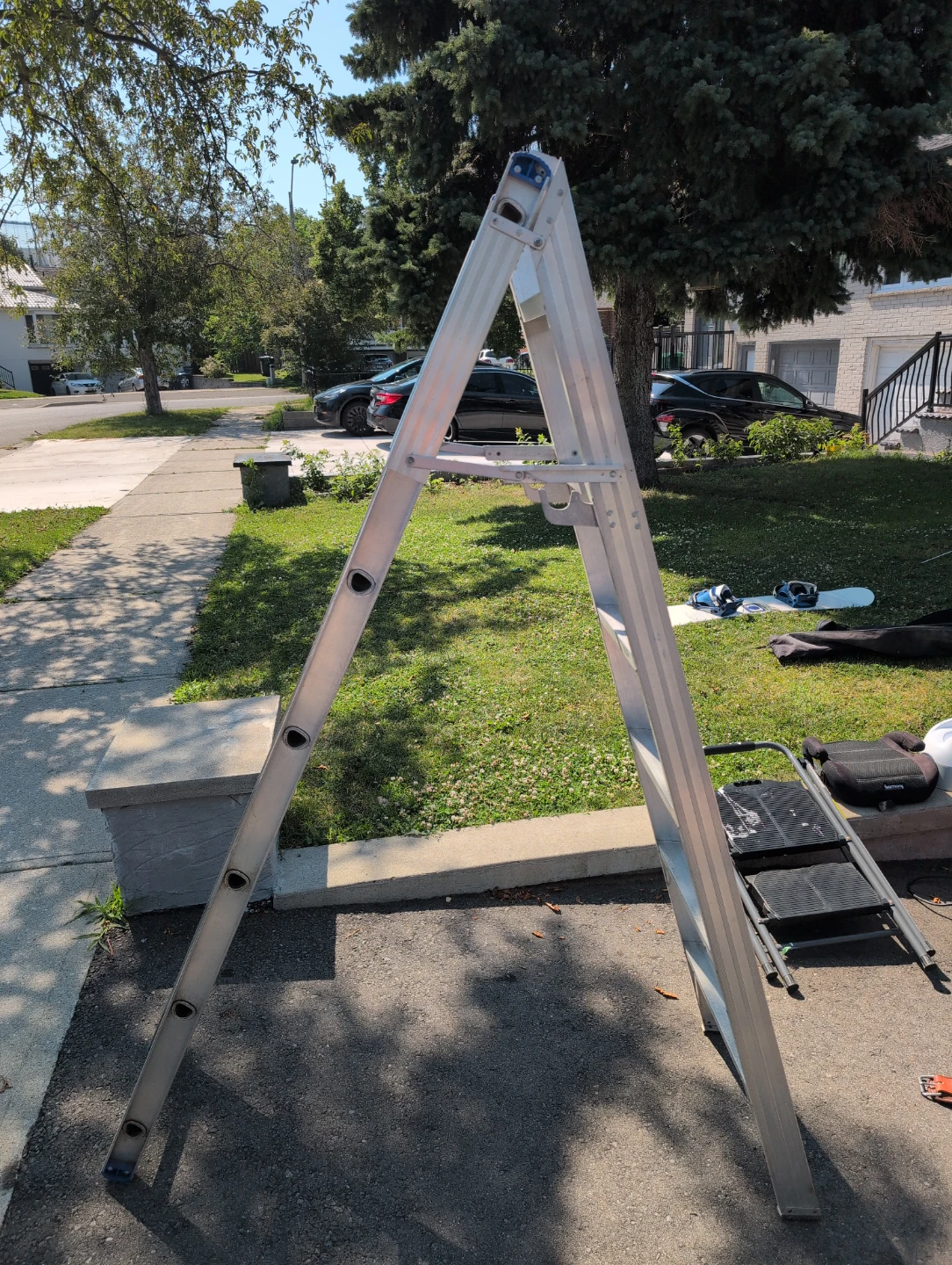 Aluminum Step Ladder - photo 2
