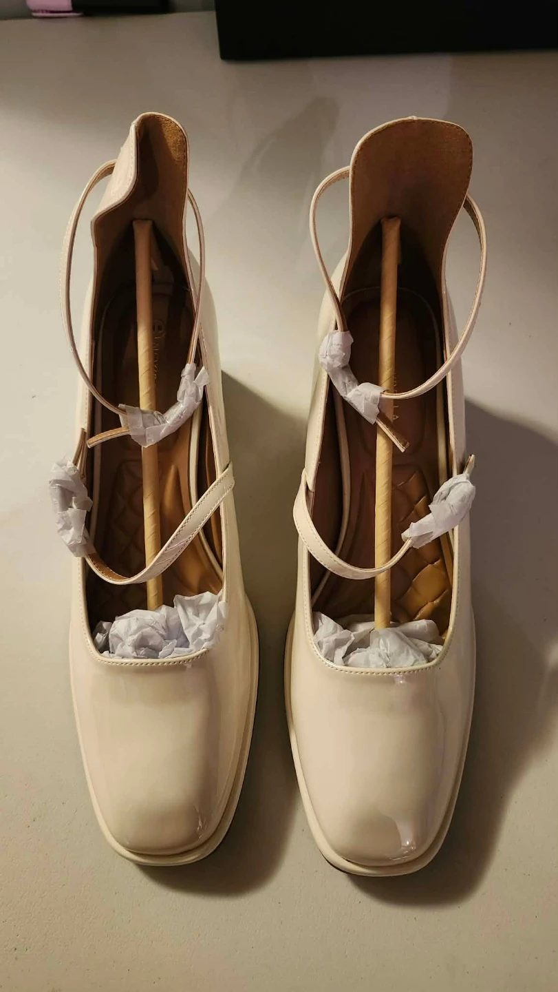 Women's Cream Mary Jane Heels