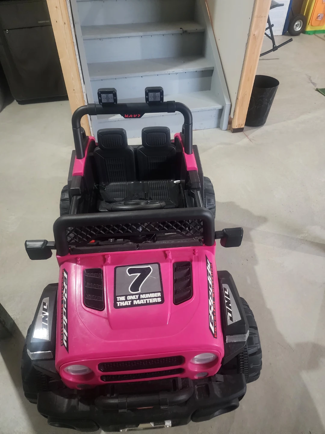 Kids 12V Ride-On Electric Jeep – Pink - photo 4