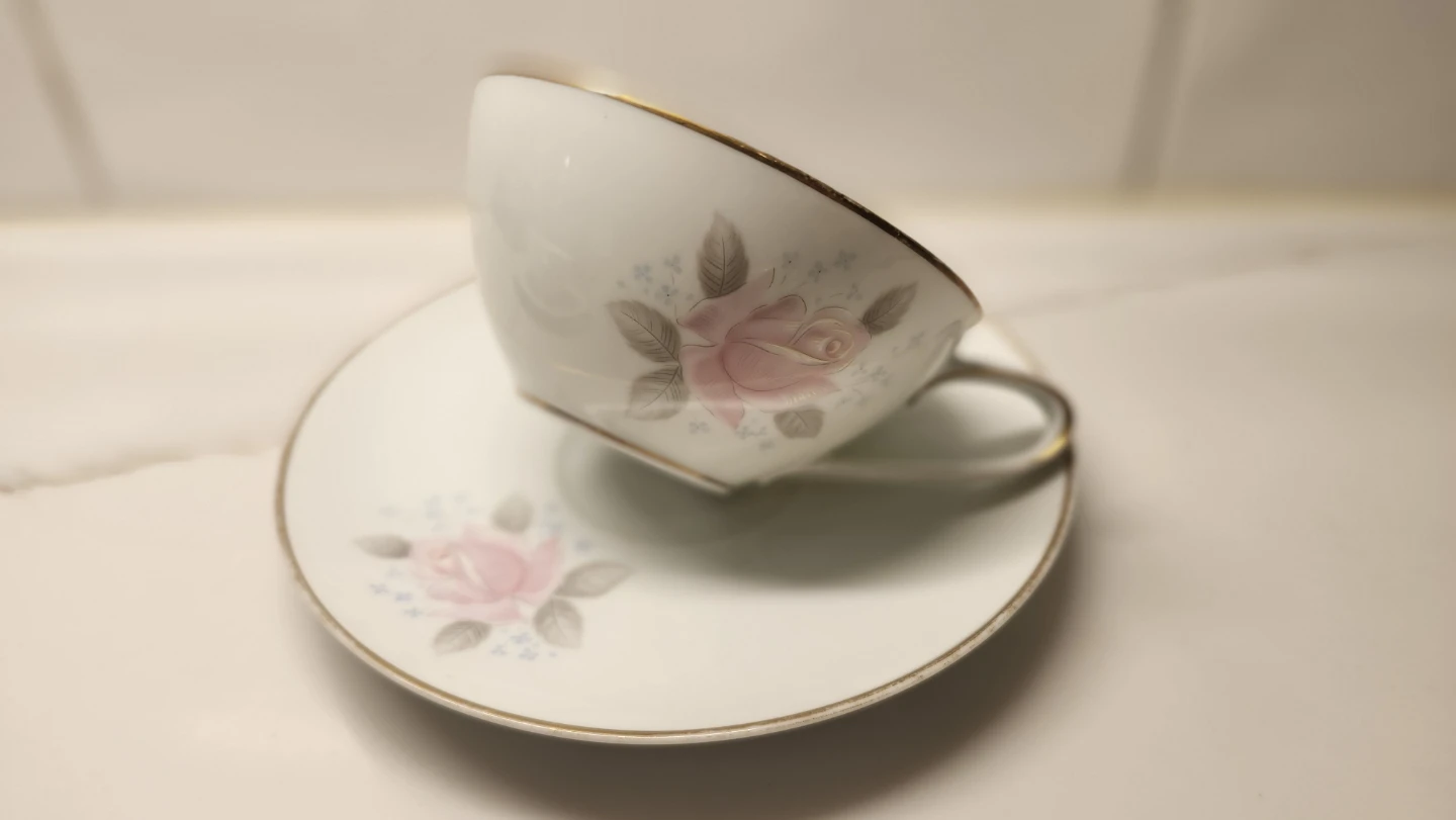 Noritake Roseville Teacup and Saucer Set - photo 2