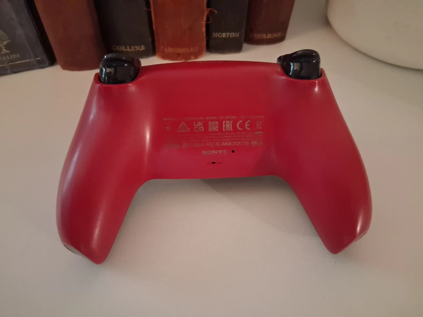 Sony PlayStation 5 DualSense Wireless Controller - Red - photo 3