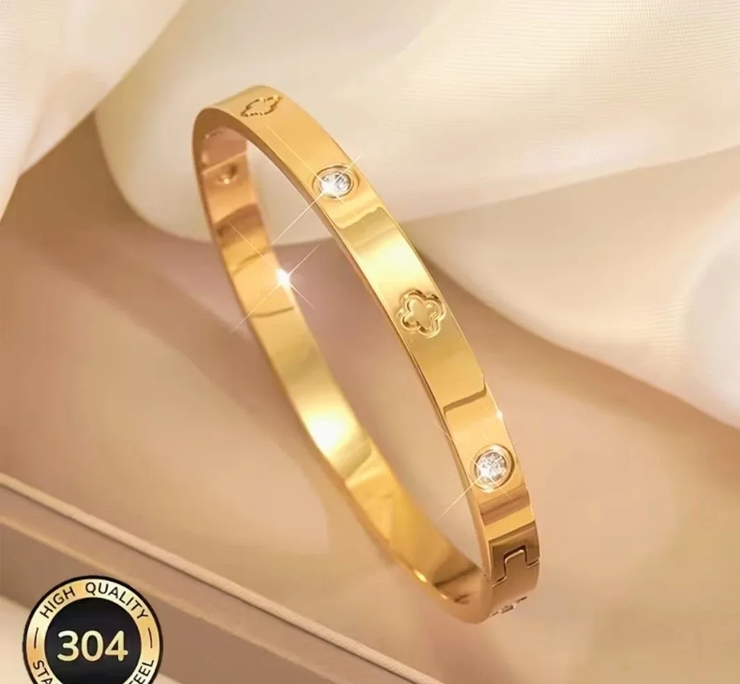Gold Clover and Crystal Bracelet