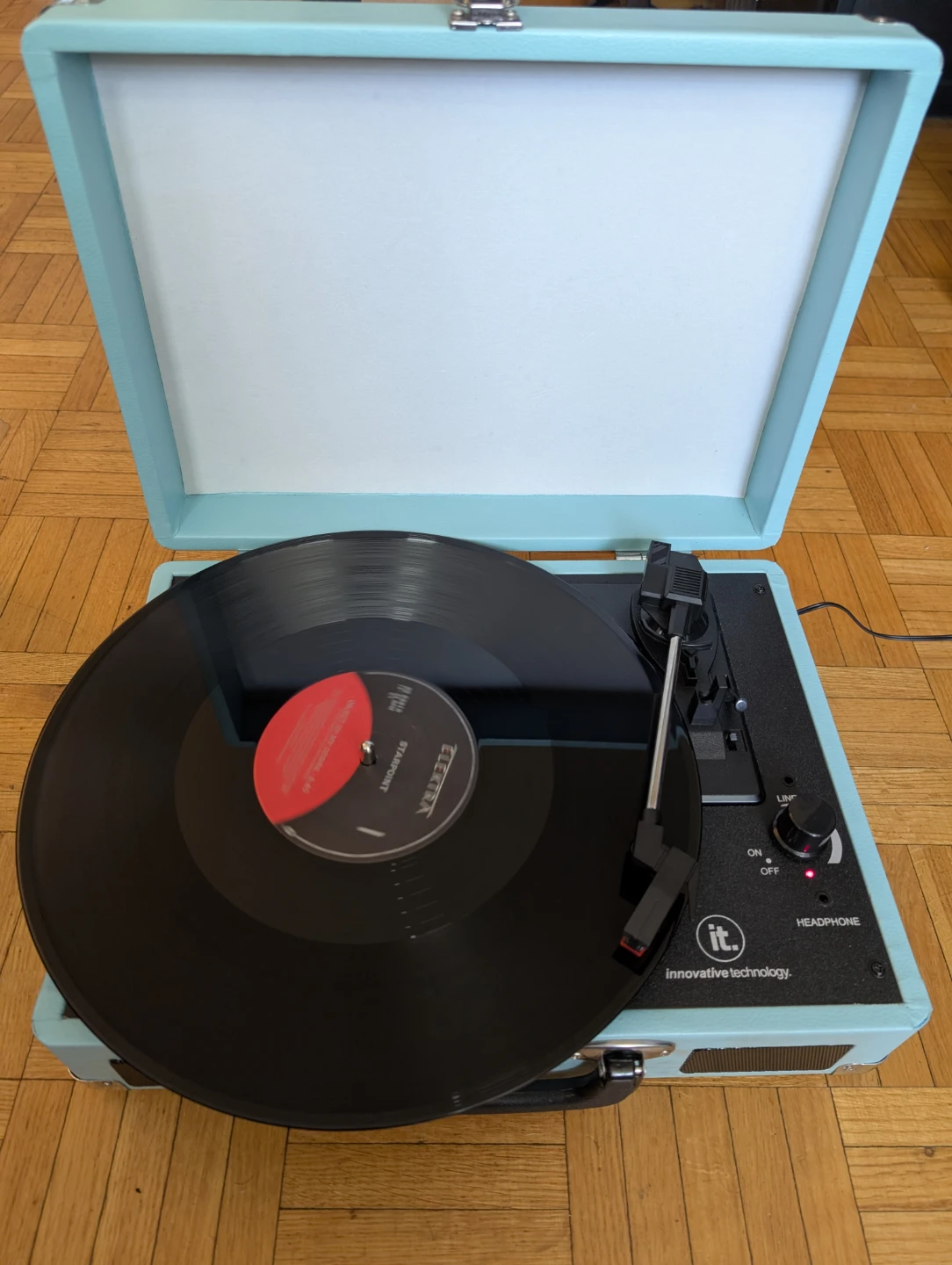 Portable Suitcase Record Player - photo 2