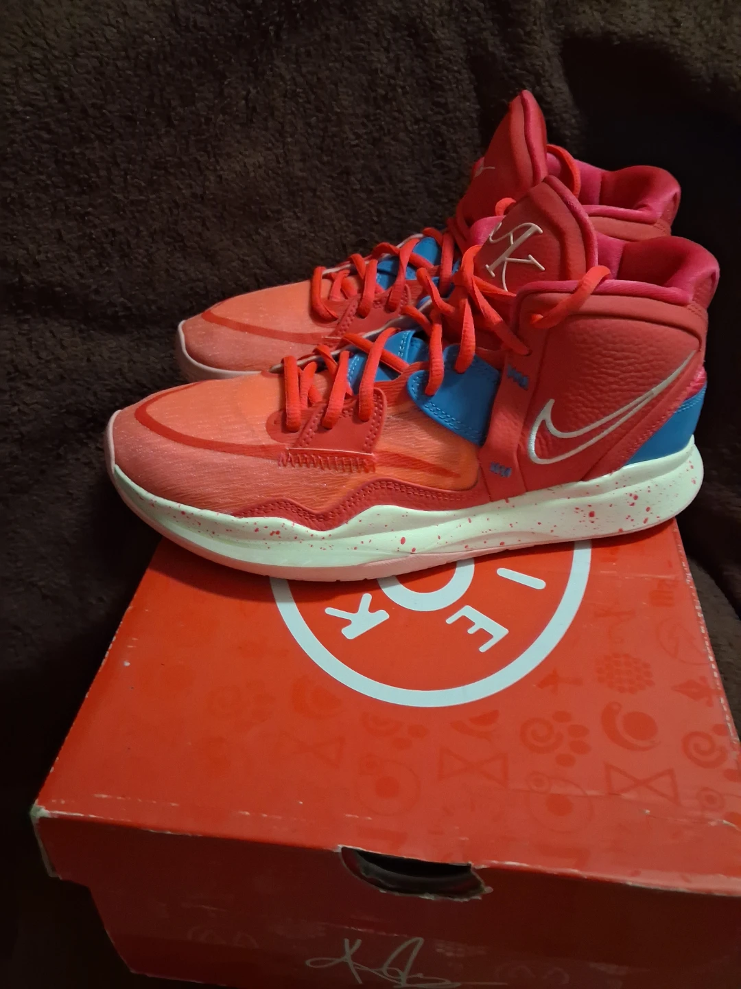 Nike Kyrie infinity ak siren size 8