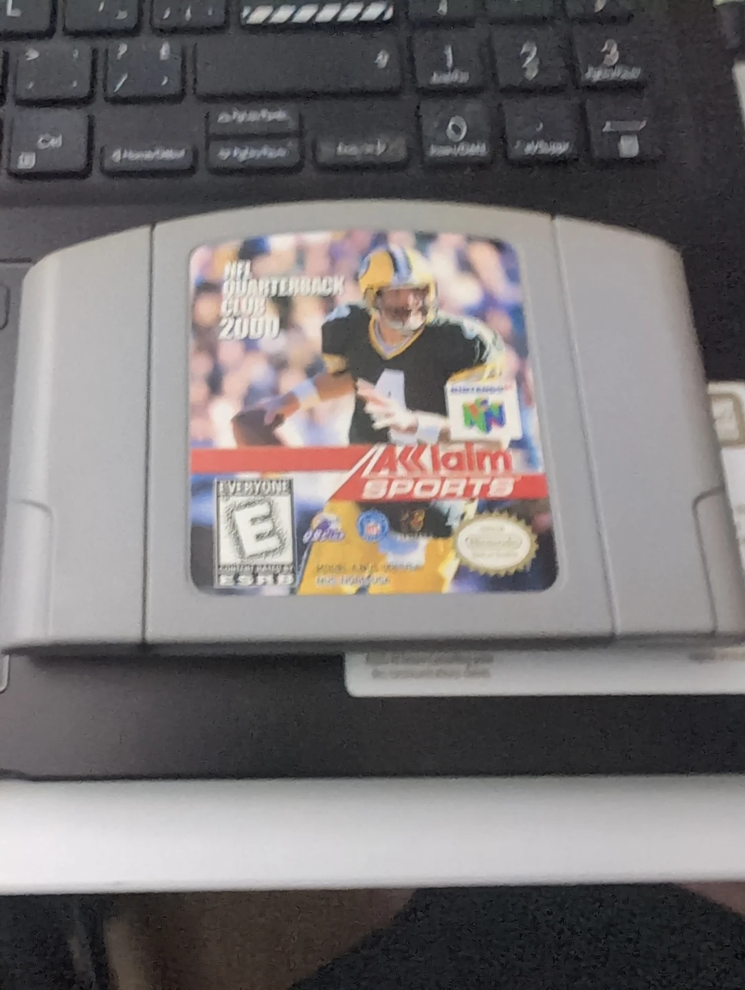 NFL Quarterback Club 2000 Nintendo 64 Game