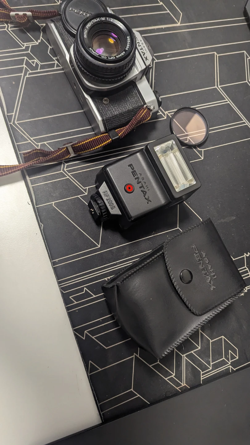 Pentax K1000 bundle