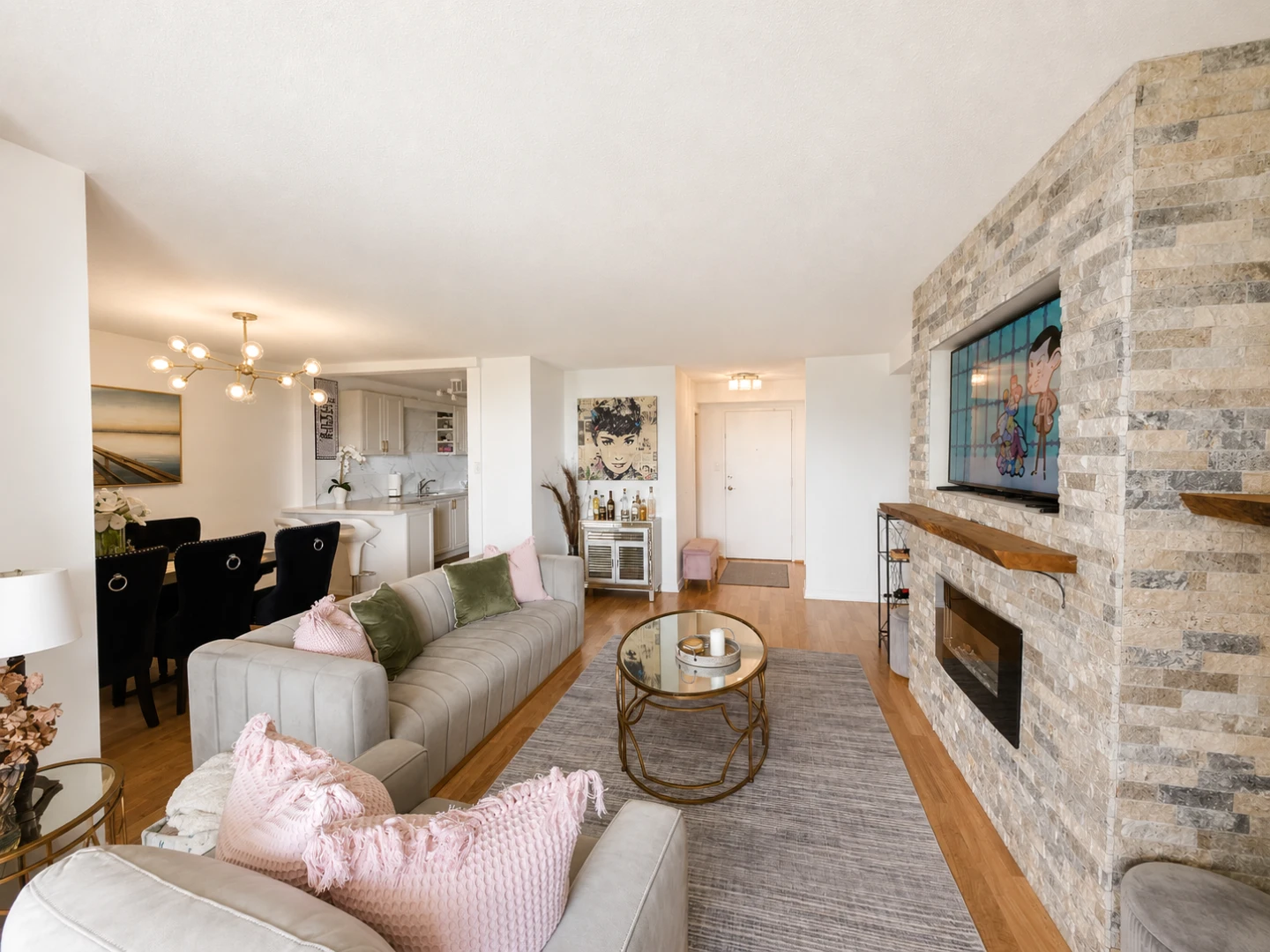 3 bedrom condominium for rent - photo 3