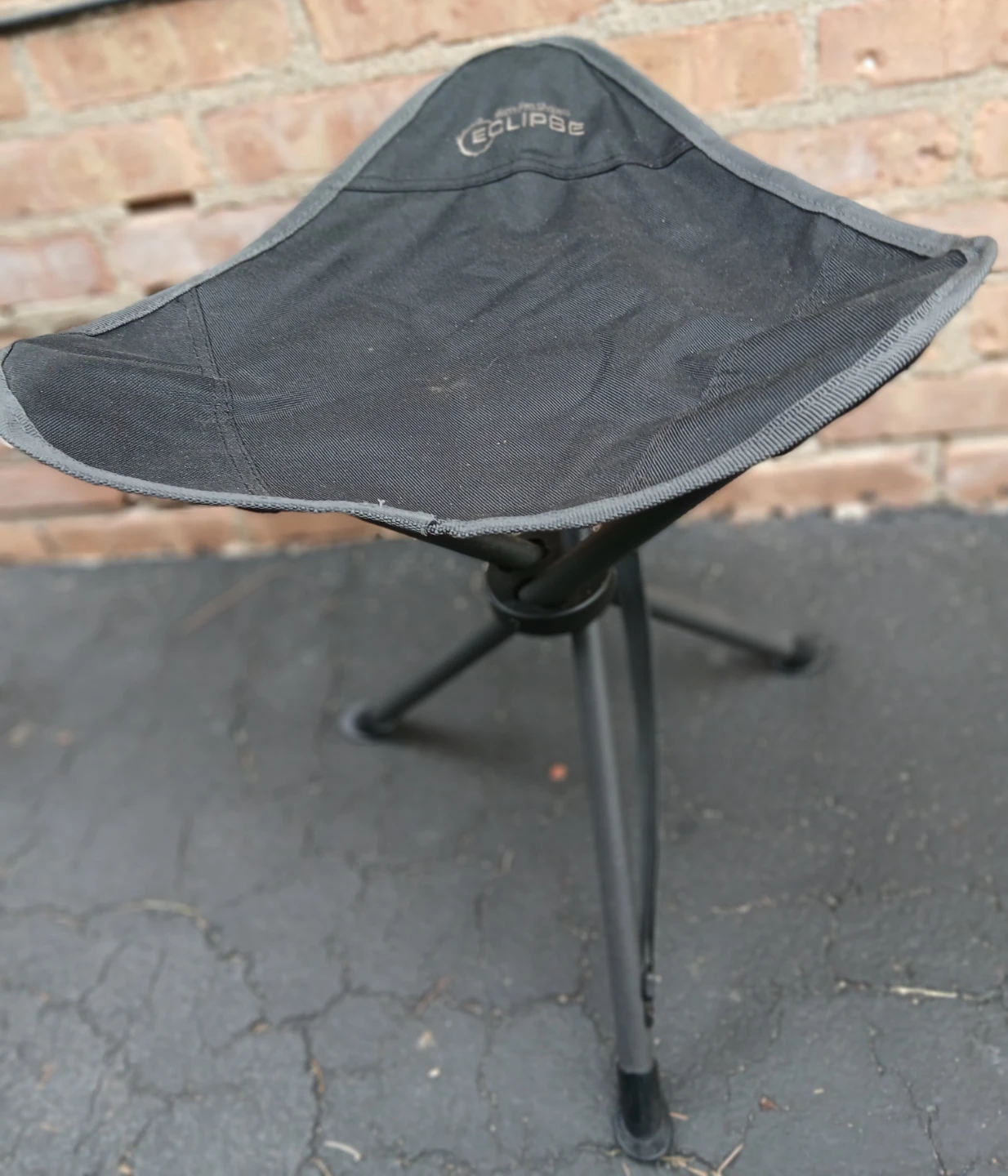 Folding stool