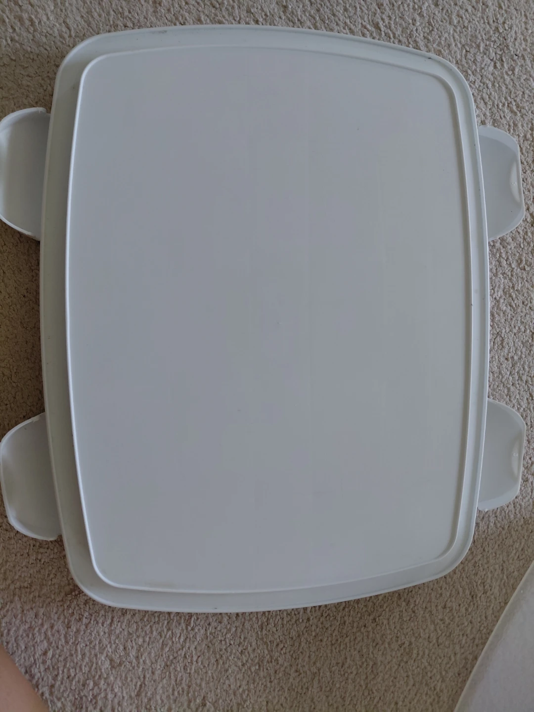 White Plastic Cupcake Carrier - photo 4