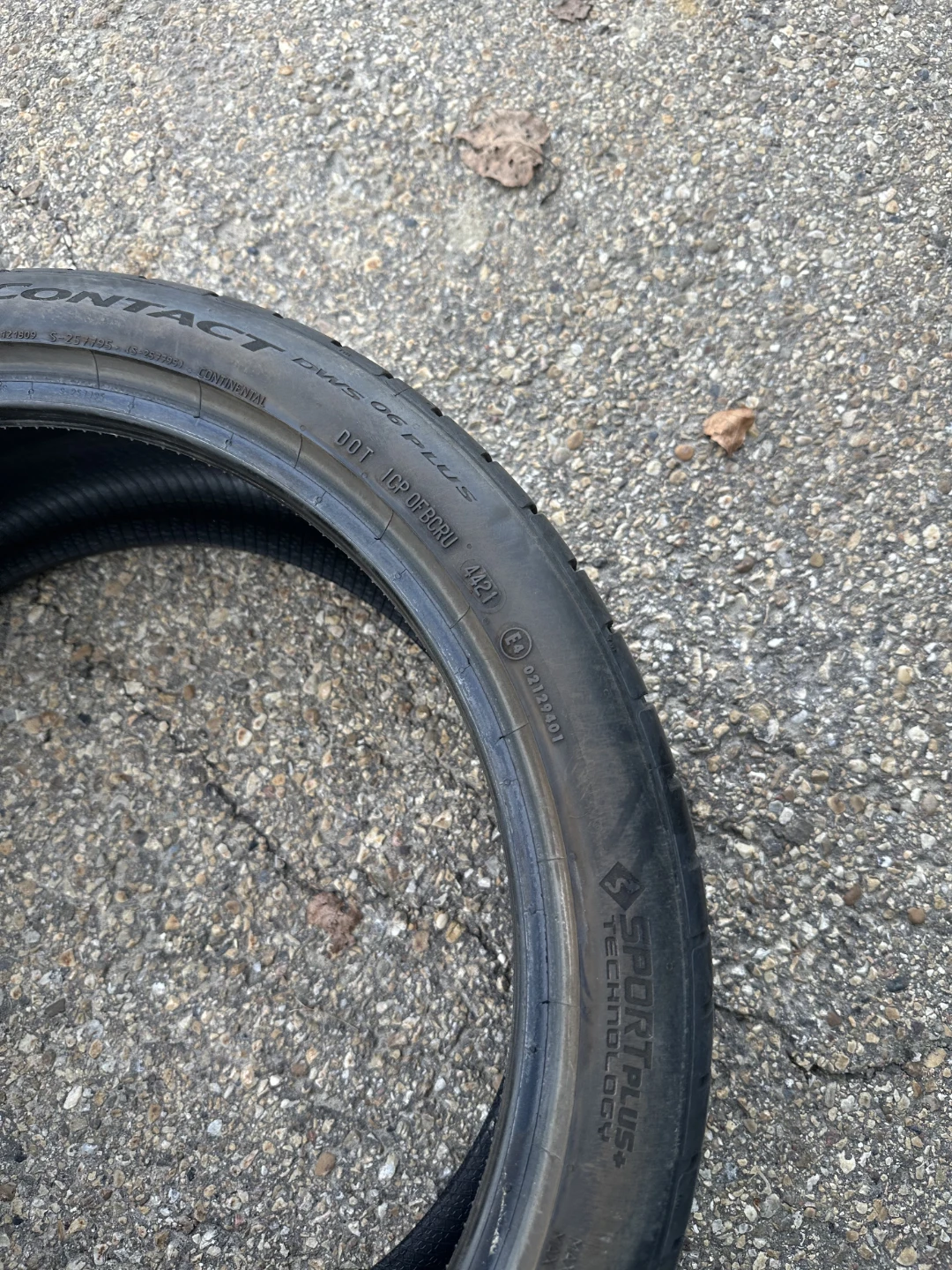 255/35R20 Continental ExtremeContact DWS06 Plus Tires (Set of 2) - photo 4