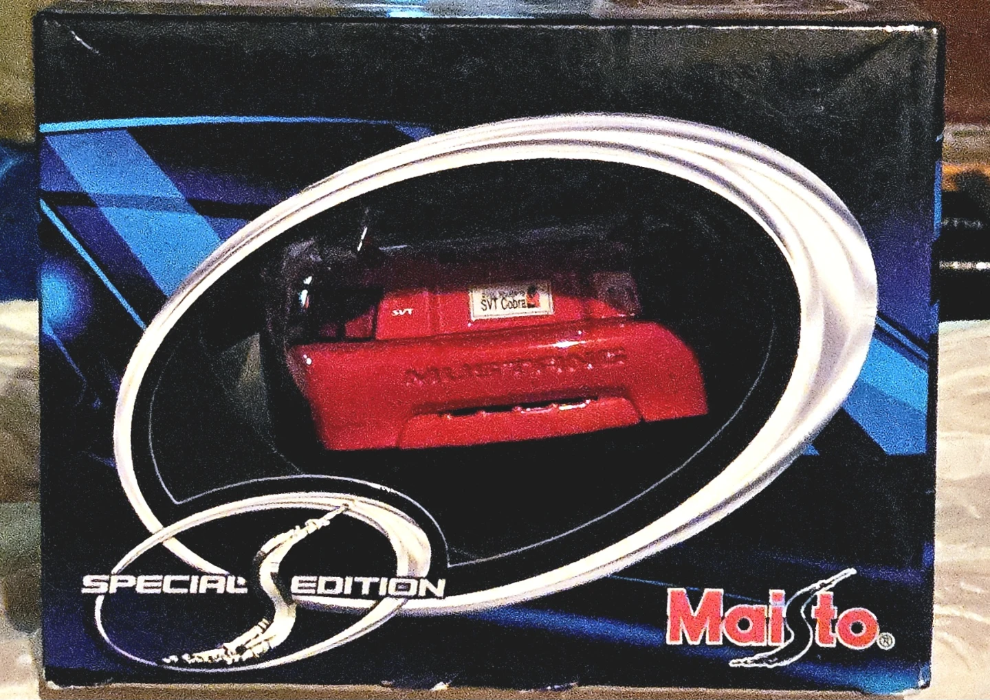 Maisto Special Edition 1:18 2000 Ford SVT Mustang Cobra R - photo 5