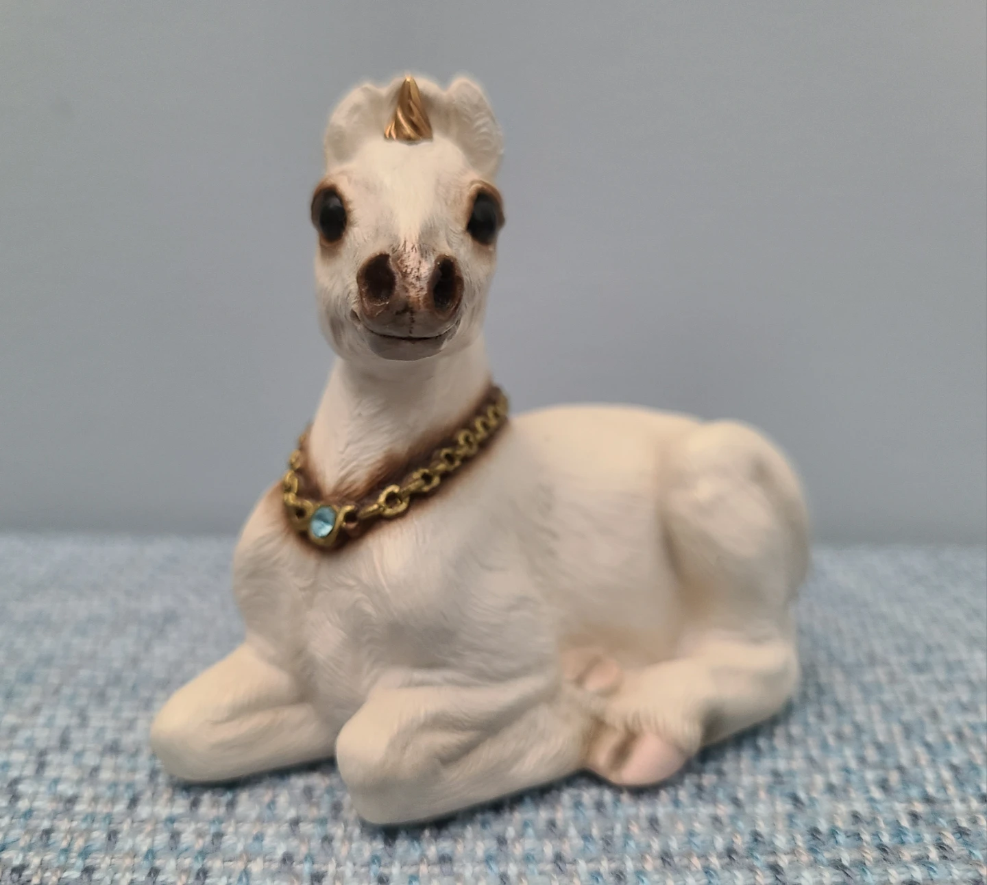 Windstone Editions Baby Unicorn (off white)