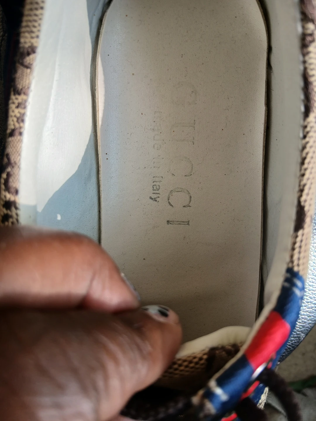 Gucci Canvas Sneakers - photo 5