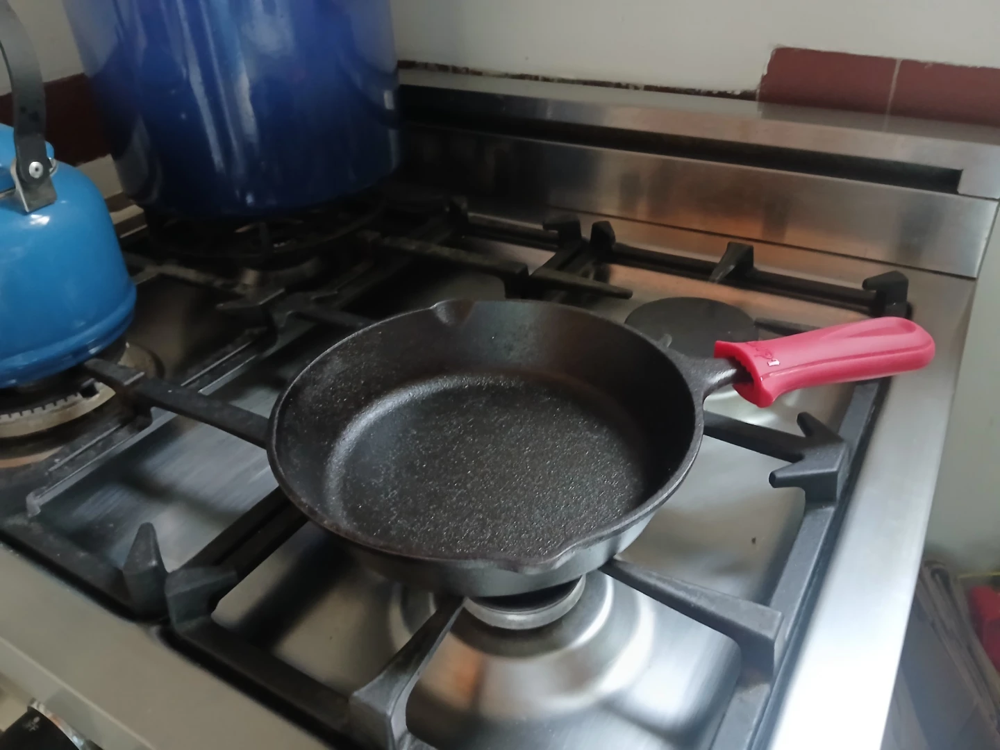 Lodge Cast Iron Skillet with Red Handle