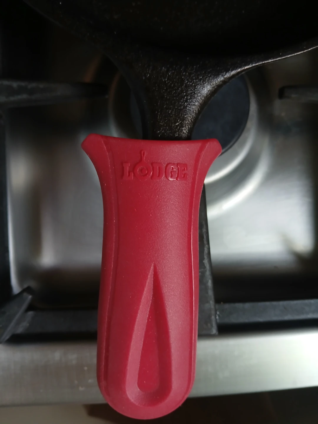 Lodge Cast Iron Skillet with Red Handle - photo 4