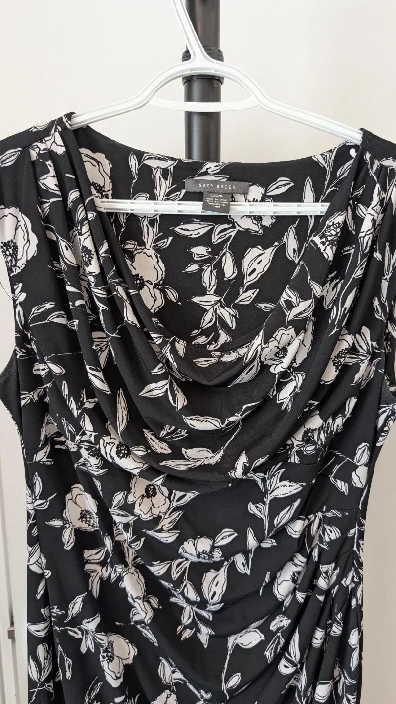 Suzy Shier Black Floral Sleeveless Dress - photo 2