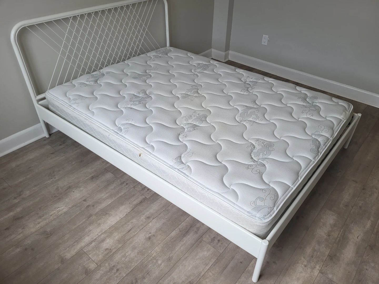 White Metal Bed Frame with Mattress