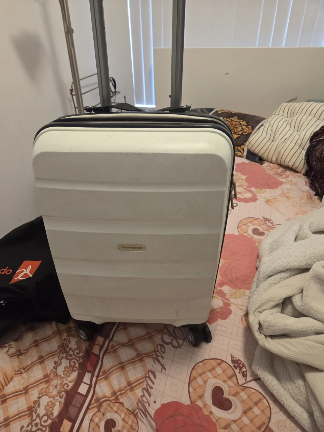 Samsonite White Spinner Luggage