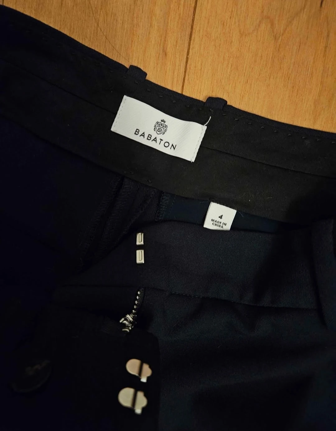Aritzia BABATON Navy Blue Pleated Wide-Leg Trousers Size 4