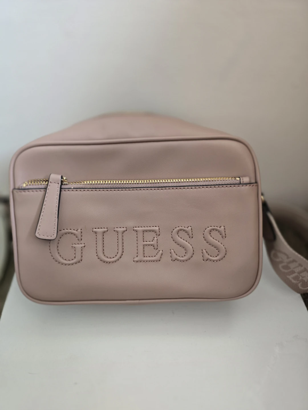 GUESS Crossbody Bag