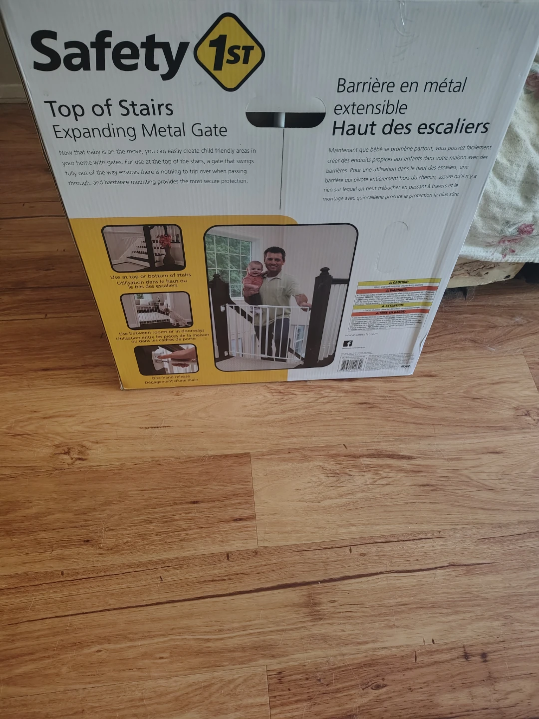 Safety 1st Top of Stairs Expanding Metal Gate