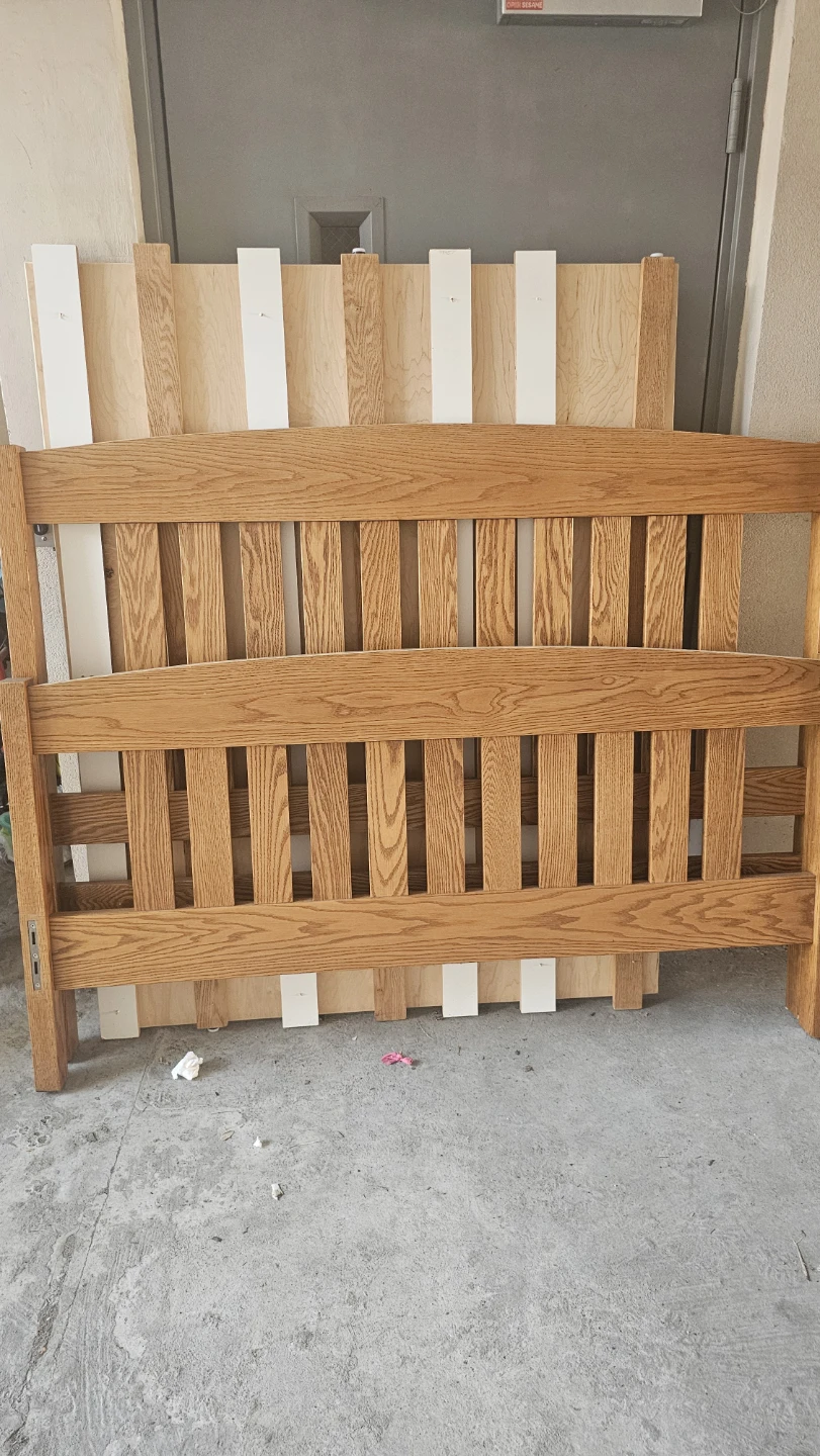Queen size Wooden Bed Frame Headboard and Mattress
