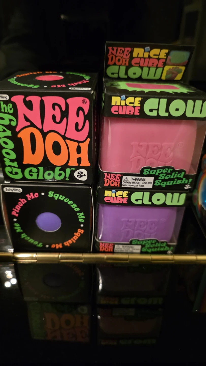 Nee Doh Nice Cube Glow and groovy glob
