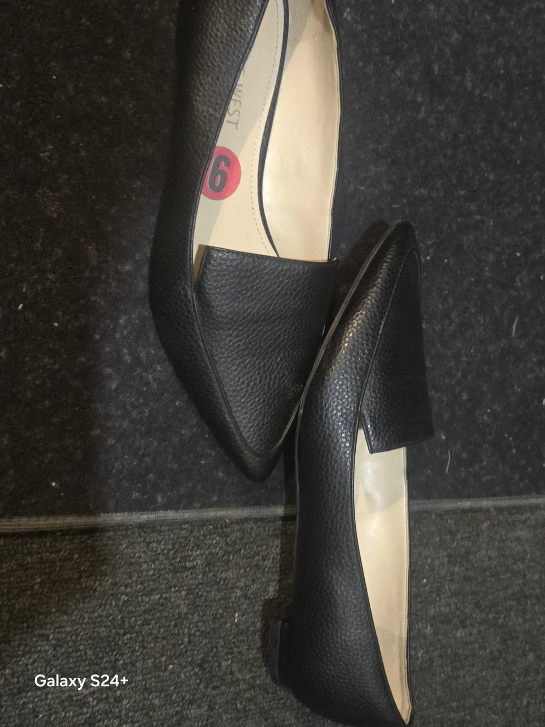Nine West Black Pointed Toe Flats Size 6 - photo 2