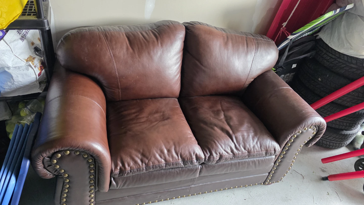 Brown Leather Loveseat - photo 3