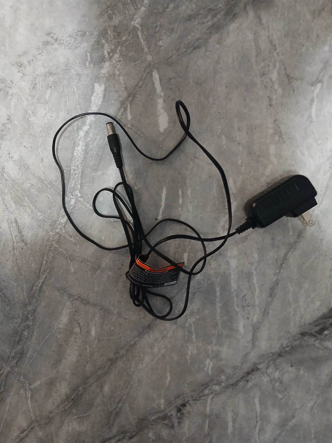 Black & Decker 12V Cordless Drill with Battery & Charger - photo 2