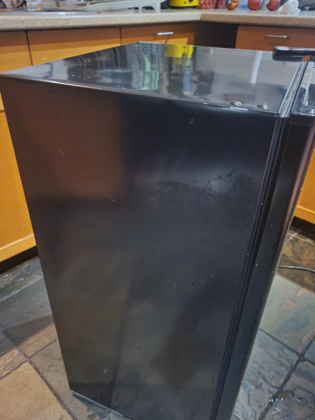 Arctic King Mini Fridge – Great Working Condition - photo 2